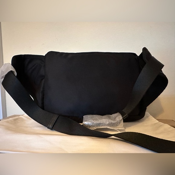 Versace UNISEX Nylon Palazzo Medusa belt/fanny bag NEW (AUTHENTIC) - Picture 6 of 16